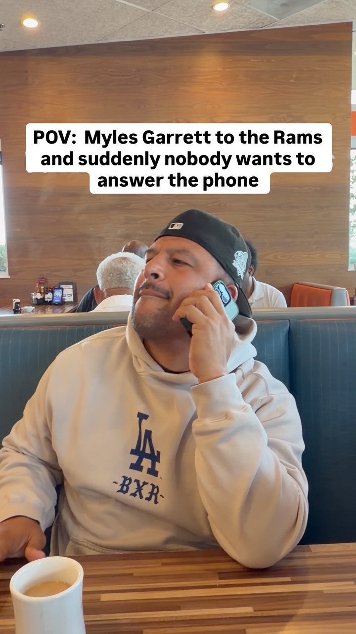 Myles Garrett to the @rams and all of a sudden nobody wants to pick up the phone 😂😂😂😂😂 #nfl #rams #football