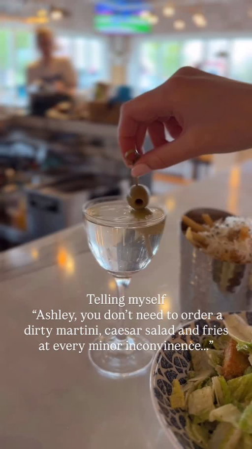 Call us whatever you want… as long as you call us back to The Hampton Social. 🍸

A dirty + caesar + fries combo for just $19 at the bar has your name on it - whatever that may be - at TheHamptonSocial.com.

#dirtymartini #girldinner #nashvillerestaurant
