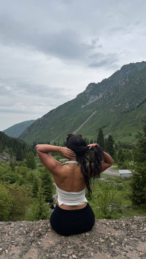 watch in 2x speed - spontaneous day in 🇰🇿✨Kazakhstan ✨🇰🇿

#kazakhstan #almaty #solotravel #vlogtravel #centralasia