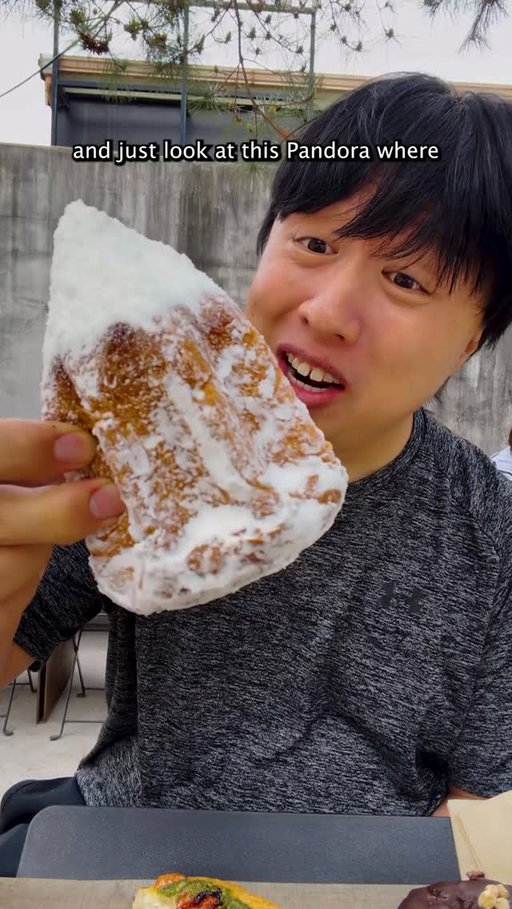 Only Eating the Most Viral Desserts in Seoul, Korea! 🥐🍞🍵🍦 #seoul #korea #koreanfood #dessert #saltbread