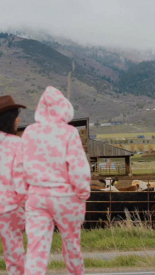 Boots, hay bales, and cow print. some things just belong together. 🐄☁️