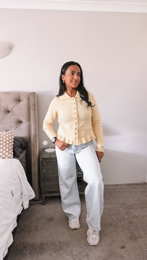 Beautiful pieces from @sportsgirl 💛✨

If you would like the exact name of the pieces, they are added in the reel.

#gifted #sportsgirl #sportsgirlstyle #sportsgirlsclub #contentstrategy
