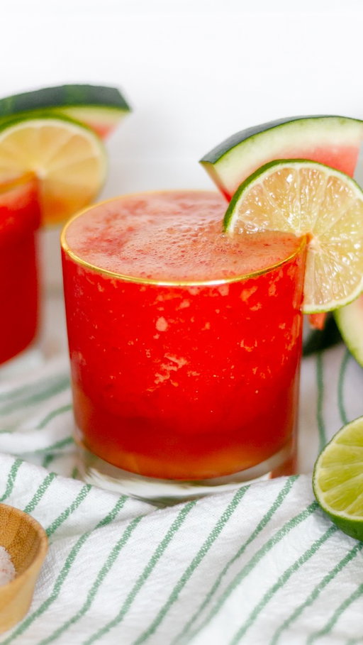 Watermelon Granita Hydrator 🍉🍉🍉 This is going to be your next favourite summer, go-to beverage! An icy, electrolyte-rich drink that’s perfect for hot days and post-workout recovery. Watermelon provides hydration and L-citrulline to support circulation, while lime, maple syrup, and sea salt help replenish electrolytes. Refreshing, simple, and way more fun than a sports drink.

Comment “watermelon” below 👇 and we’ll send you the recipe link 🔗

Recipe + reel by @megan_rhn

#holisticnutrition #hydration #summerrecipes

hydration drink, watermelon recipe, electrolyte drink, healthy summer snack