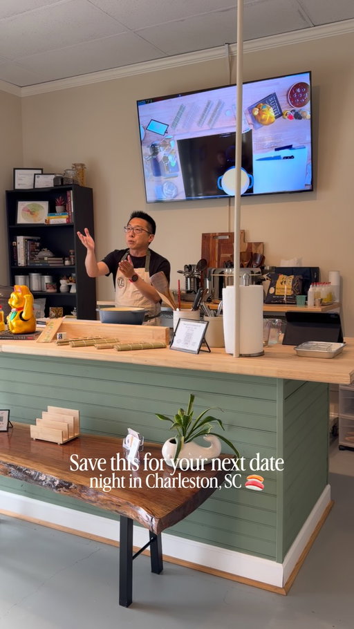 Save this for your next Charleston date night 🍤🍜🍣 A sushi-making class at @chefscollectivechs that was equal parts dinner, experience, and friendly competition

What we made:
🍣 Maki Roll – Traditional rolled sushi wrapped in seaweed with rice and fillings inside.

🍣 Uramaki (Inside-Out Roll) – Rice on the outside, seaweed on the inside. California Rolls are the most famous example.

🍣 Futomaki – Thick rolls with multiple ingredients.

🍣 Nigiri – A slice of fish served over a hand-pressed mound of rice (not technically a roll)

Don’t ask us who had the best looking roll haha. I won if anyone asks.