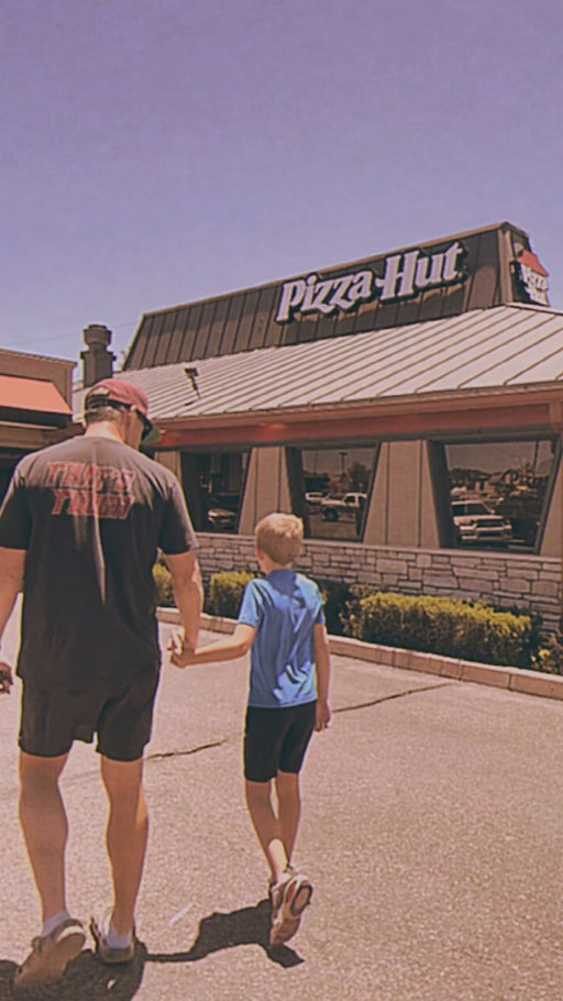 There’s something special about finding one of the classic Pizza Huts that still looks and feels the way you remember.

The red roof. The booths. The atmosphere. The kind of place that instantly transports you back to birthday parties, arcade games, and family pizza nights.

On a recent trip to Payson, I got to share that experience with my son, and for a few minutes it felt like stepping into a time capsule.

Maybe it’s the nostalgia talking, but places like this remind me that sometimes the best memories aren’t made at the newest restaurant in town. Sometimes they’re made in the places that have been there all along.

If you grew up eating at Pizza Hut, this one’s for you.

#Wizardofza #PizzaHut #ArizonaEats #Nostalgia #90sKids