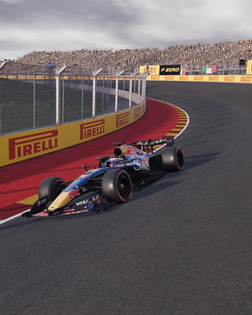 Getting in a few test laps at MADRING on @easportsf1 🇪🇸🎮

#F1 #RedBullRacing