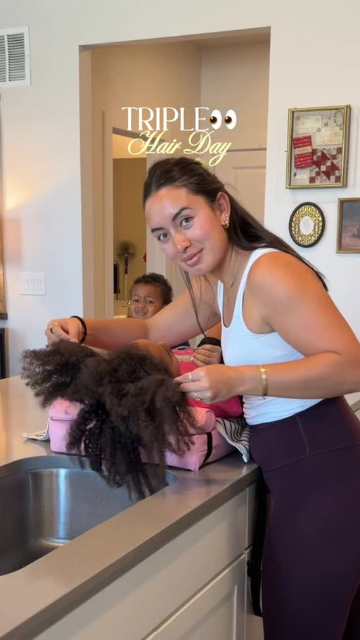 The cutest curls at the end🥹👀👶🏾😭 Any tips for trimming hair?

@rizoscurls @amika @hairitagebymindy @olaplex #hairday #curlyhairinspo #momlife #curlyhairroutine #curlyhairstyles