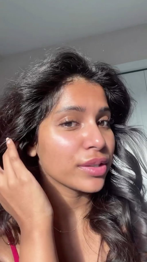I used to cancel plans because I didn’t want anyone to see my skin without makeup.

Melasma. Hyperpigmentation. Hair loss. PCOS. All at the same time. All connected. And nobody had answers that actually worked for brown skin.

So I spent 5 years figuring it out myself. Real blood work. Real dermatologist appointments. Real setbacks. And real results.

What I learned changed everything and I put it all into a guide so you don’t have to go through what I did.

✦ Comment MELASMA and I’ll DM you the link
✦ Or grab it directly via the link in my bio
✦ Follow for more brown skin tips 🤎

#melasma #hyperpigmentation #brownskin #southasianmelasma #PCOSskin brownskinhyperpigmentation skintransformation