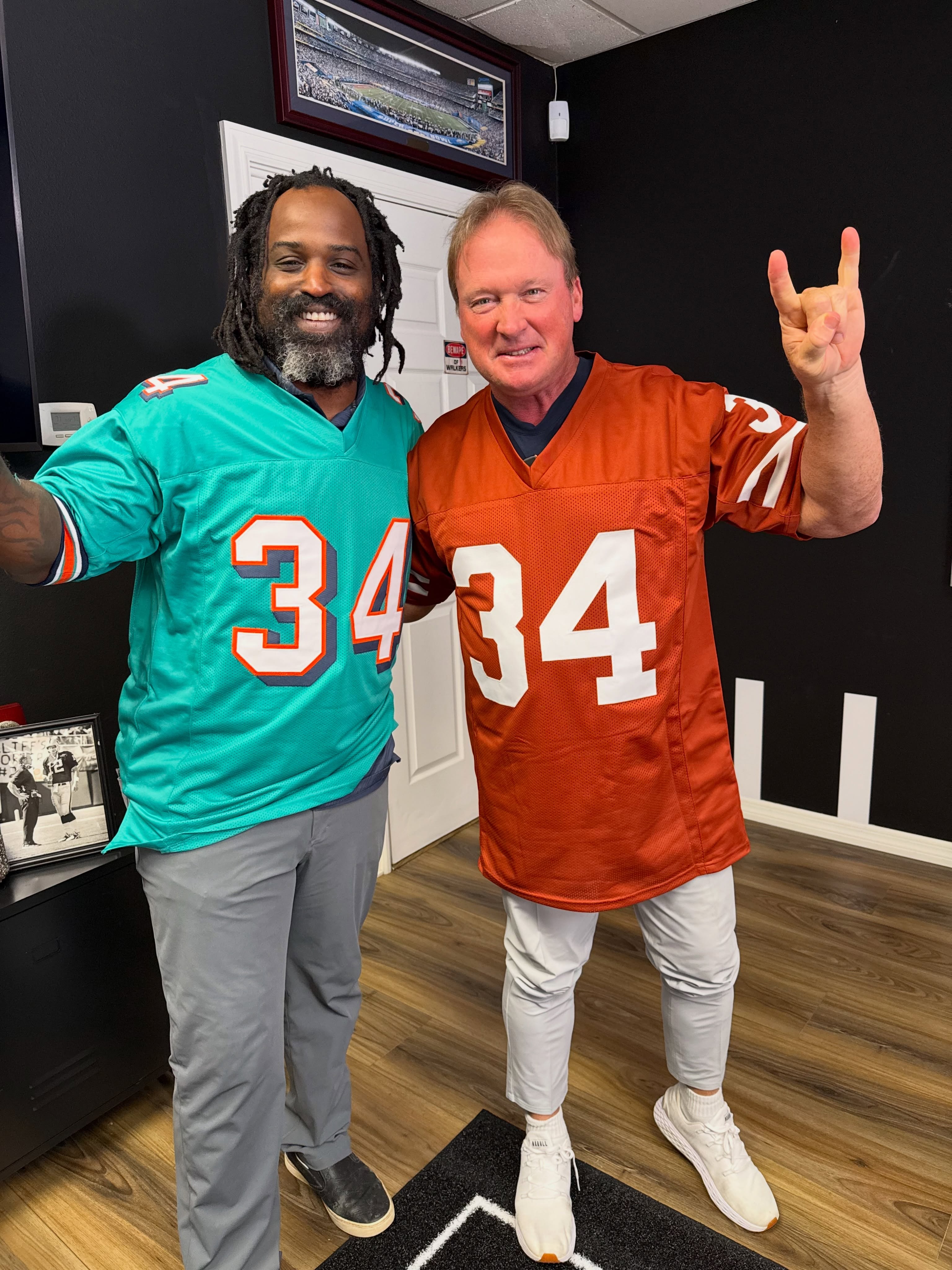 Look who stopped by the FFCA!!

We have a great interview with Heisman Trophy Winner Ricky Williams coming soon!