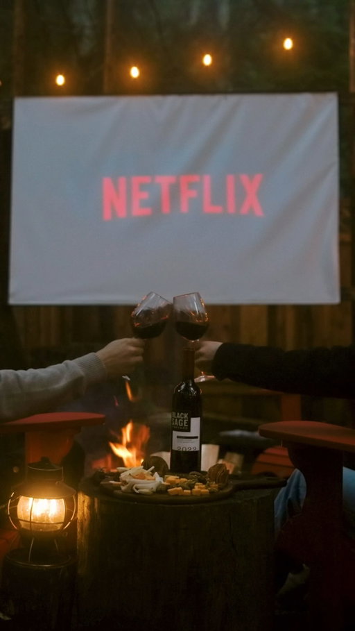 Projector. Patio lights. Our Cab Sav.

Everything tastes better outside.

cabernet sauvignon, summer nights, BC wine, outdoor entertaining, wine and fire
