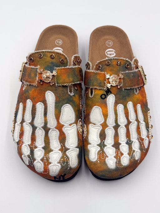 Introducing our “BestFriend Clog” 🫂🫶🏽
.
Releasing June 12th @9am CDT on @hibbettofficial Website 🔗 
.
Tag 3 Friends and all 3 of you could win FREE pairs 🫂‼️🫂‼️