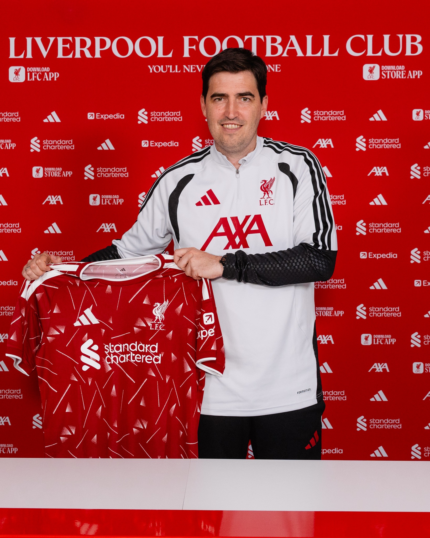 We can confirm Andoni Iraola has agreed a deal to become the club’s new head coach ahead of the 2026-27 season 🤝😄
