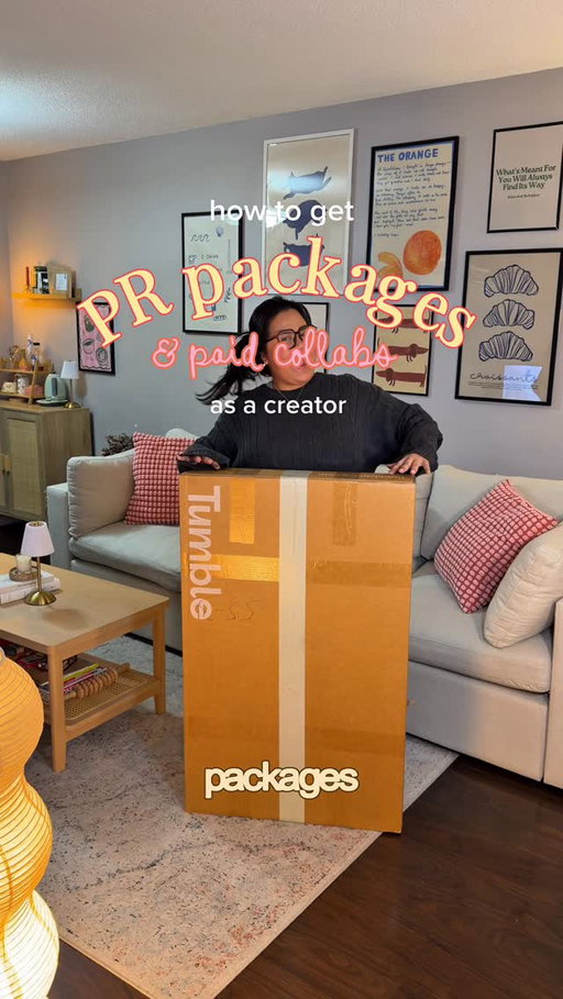 Want PR packages and start getting paid collabs? Here’s the real tea 🍵

They don’t just magically happen. You need to start posting consistently, build proof with what you already have, and use tools like @onbento to find PR contacts,  pitch & automate follow up~

Tip is that once you treat content like a real job, keep showing up, and that’s when opportunities come your way ✨🧚🏻🪭

Follow me for more content creator tips! 🫶🏻

💌 helloaprilyu@gmail.com

#ugc #contentcreator #ugccontentcreator #creatortips #reels