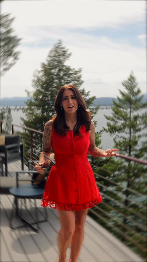 ✨ G-L-A-M-O-R-O-U-S ✨

Private waterfront. Panoramic views. A covered boat lift. Nearly 5,700 square feet. And one of the most breathtaking settings on Lake Pend Oreille.

If you’re going to do lake life, do it right. 😏

📍3361 Bottle Bay Rd, Sagle, Idaho
💲2,749,900

Listed by Courtney Lata with RE/MAX Centennial.

#fyp #foryou #realtor #top #agent