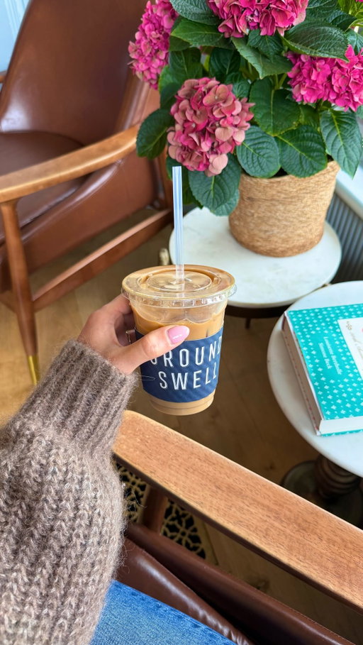 local shops + wine tasting = my ideal day trip. download @chronicle5 on the Very Local app to keep up with all things New England 🌊🌾 #ad #newengland #rhodeisland #daytrip