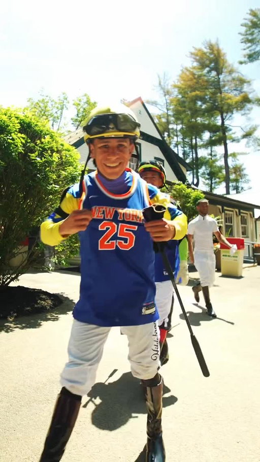 Bringing New York pride into the paddock 💙🧡 LET’S GO @nyknicks! 🏀
.
#nyknicks #knicks #newyork #newyorkknicks #nbafinals
