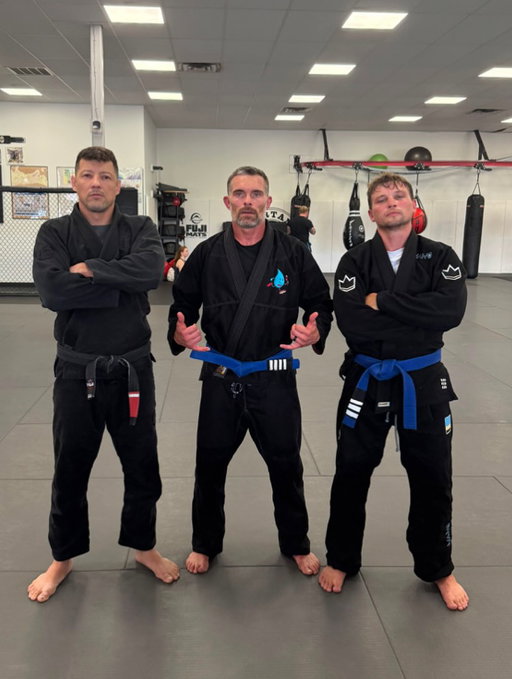 A couple hours where nothing else matters.

Thank God for jiu-jitsu.

#bjj 🙏🏼❤️👊