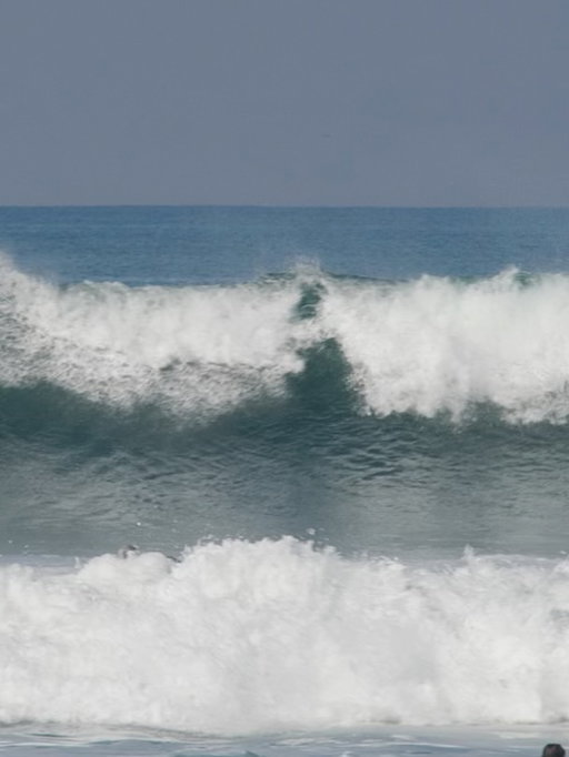breathing fresh air 🏡…💭 
-
@salty_crew 
@monsterenergy 
@sharpeyesurfboards 
@oakleysurfing 
@creaturesofleisure 
@surfride