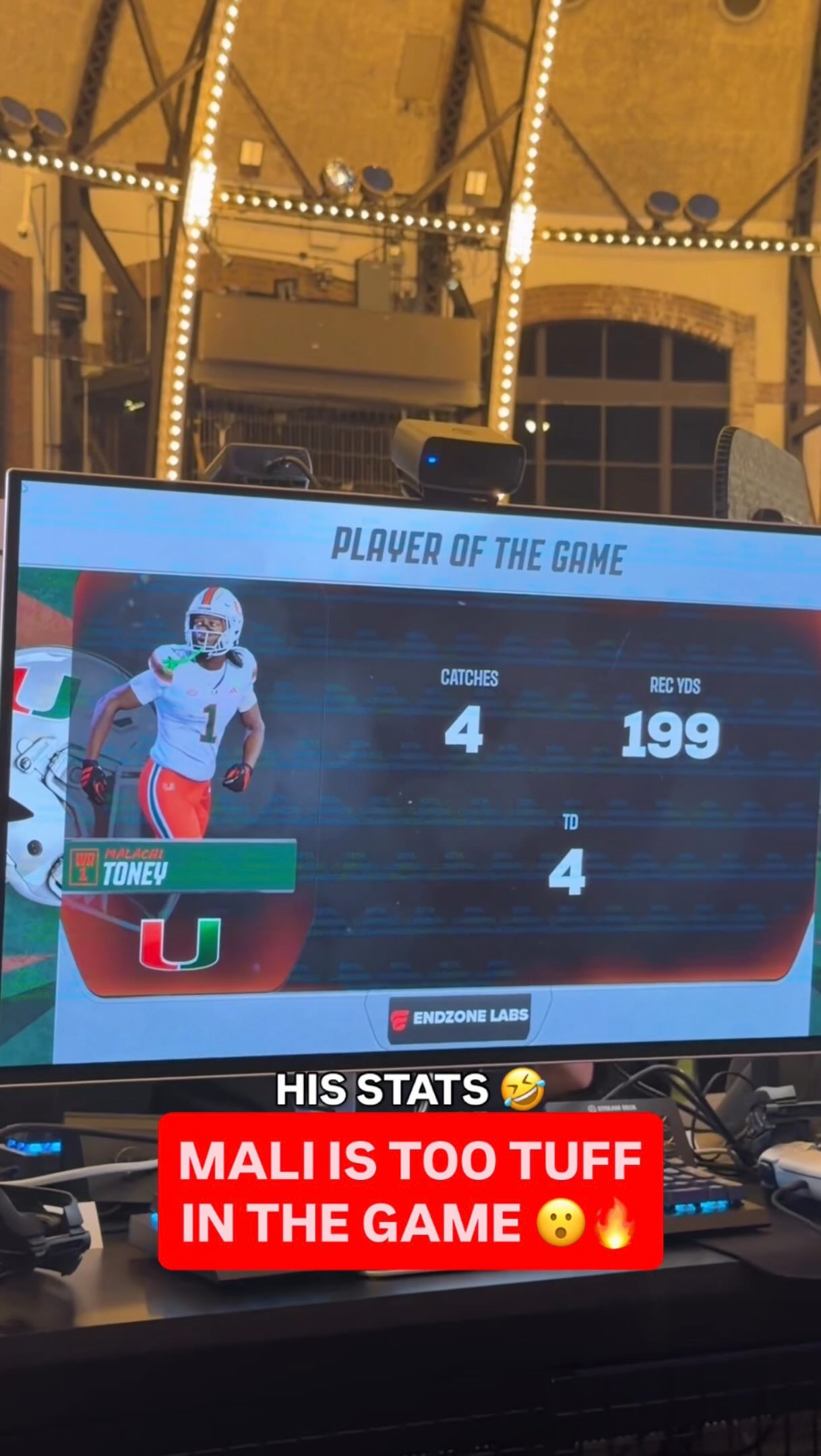 Mali is OP. BLURRRs ONLY 🤣🍿 @malitoney10 @easportscollege 

Malachi Toney went OFF with his own player on College Football 27.