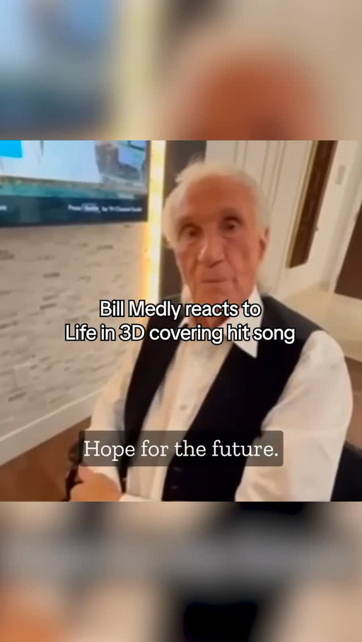 Throwback to the time Bill Medley himself let these youngsters know what he thought of their cover of “Unchained Melody.”

📺 Catch his full reaction, now up on YouTube. Thanks for sharing your talent with us all, @lifein.3d! 

#righteousbrothers #therighteousbros #billmedley #lifein3d #unchainedmelody