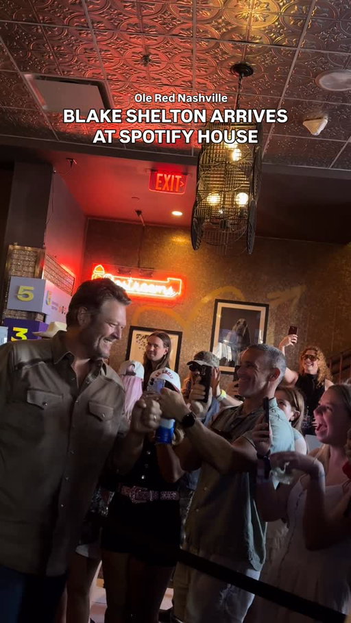 @blakeshelton heard there was a party at Ole Red and clocked in as the next surprise performance at @spotify House 🫡

#spotifyhouse #cmafest #olered #nashville