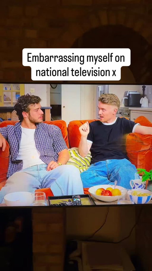 Do Celeb Gogglebox they said x 

@c4gogglebox