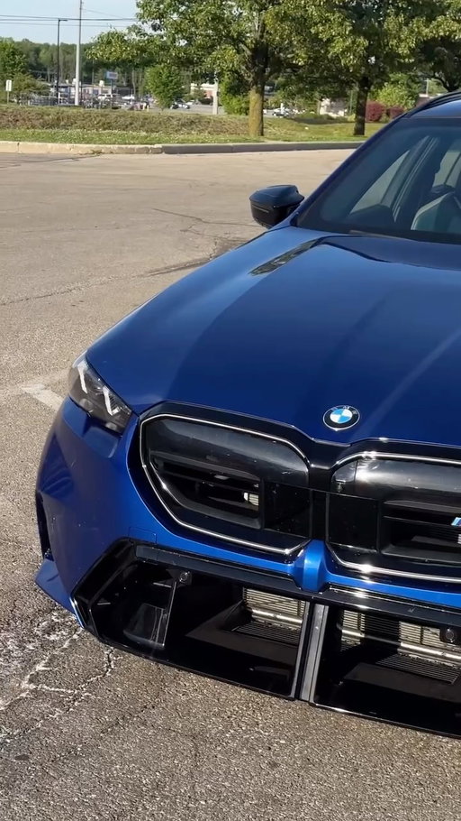 maybe he wants this Marina Bay Blue M5 Touring👀

#bmw #bmwm #bmwm5 #carenthusiast #carlifestyle