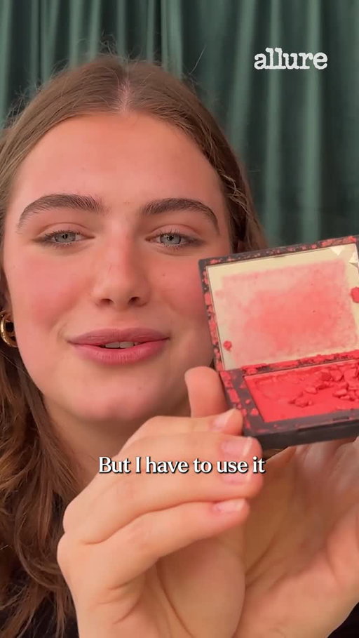 #OffCampus's Hannah Wells was always a blushy dream on our screens, so you better believe we're sat for #EllaBright's go-to routine 🩷 Tap the link in bio to watch the star's full 10-minute beauty routine.