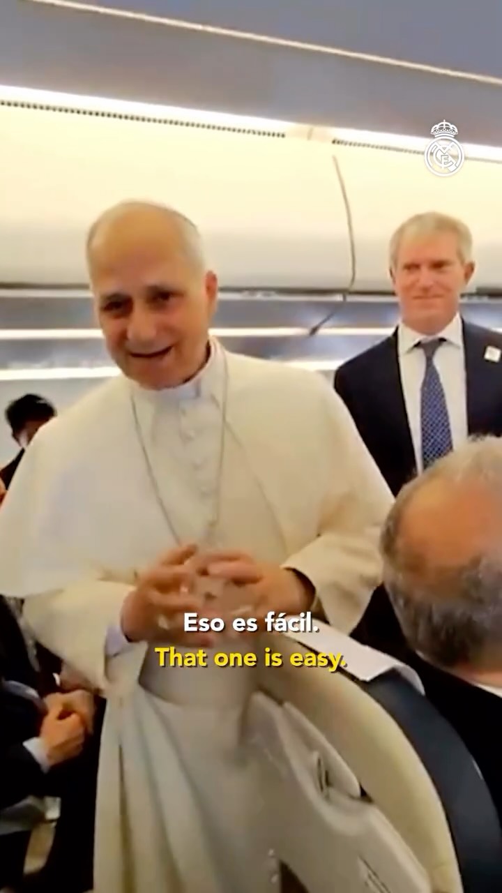🤍 El Papa es del Real Madrid. ¡Bienvenido, León XIV!
🤍 The Pope is a Real Madrid fan. Welcome, Leo XIV!