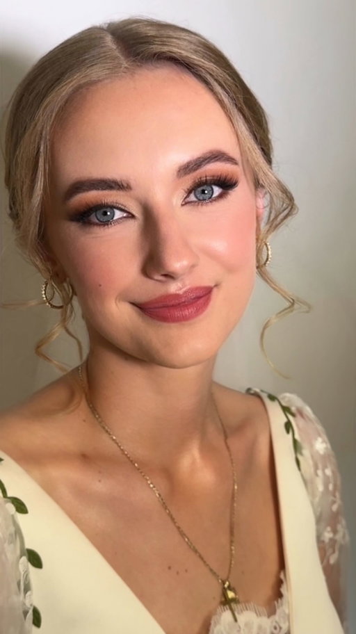 Dnešná krásna nevesta Katka 👰‍♀️
.
.
.
.
#nevesta  #svadba #bridalmakeup #wedding #nevesta