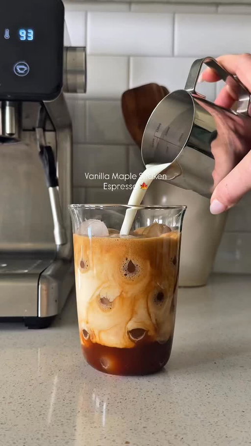 Vanilla maple shaken espresso 🍁 using the Madagascar Vanilla maple syrup by @Crown Maple 🤩 it’s incredible !! 

Recipe: 
2 shots espresso brewed over 1 tbsp maple syrup, pinch of flakey salt 
Add ice & milk of choice 

#coffee #coffeerecipe #shakenespresso #shakenespresso #crownmaple