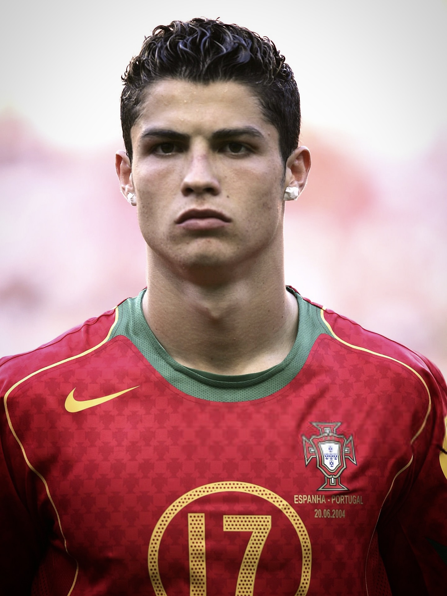From 2004 to 2026. Another World Cup. Age’s just a number. No stop records. That smile says it all. 𝟐𝟐 𝐲𝐞𝐚𝐫𝐬. ✨

Cristiano Ronaldo dos Santos Aveiro. 𝐓𝐢𝐦𝐞𝐥𝐞𝐬𝐬. ♾️
