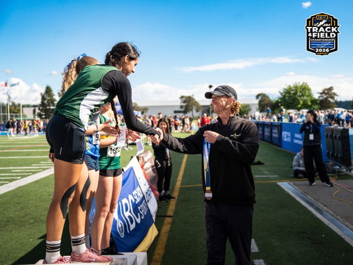 Giving back to the next generation. 👏

It is always a pleasure to have @teamcanada Racewalk Olympians Evan Dunfee and Olivia Lundman join us to present awards to our Senior Racewalk podium finishers!

#BCSSProvincials | 📸: @acphotos07