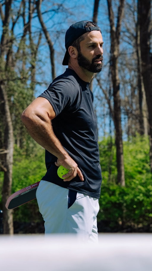 @ericdecker 🤝 JOOLA 

Thanks to pickleball, Eric Decker has found his competitive edge again & winning medals with a Pro V in his hand🏅

Get to know the newest member of Team JOOLA in Episode 1 of Legends: A JOOLA Story

Now streaming on YouTube 

Link 🔗 in our bio
