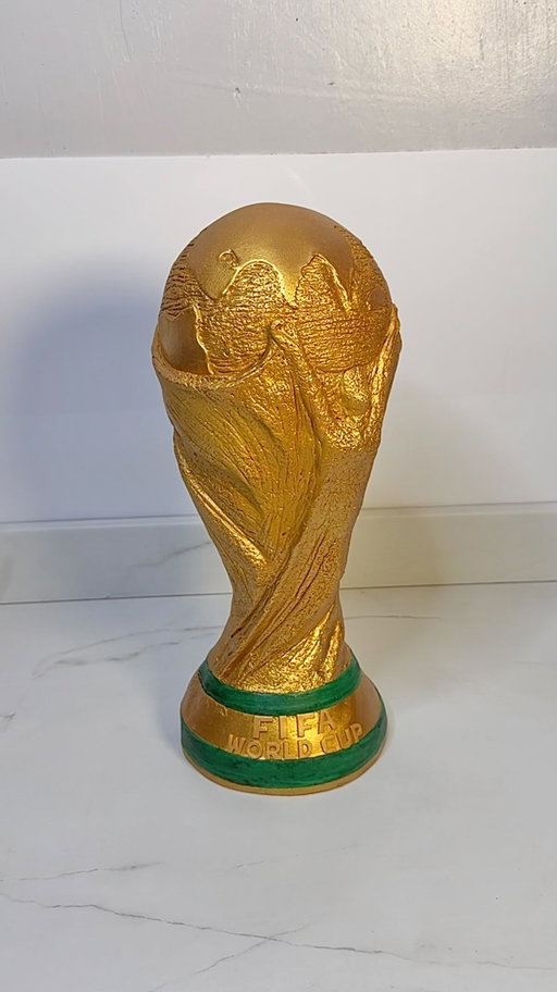 World Cup Trophy CAKE 🍰 
Who will be lifting it?