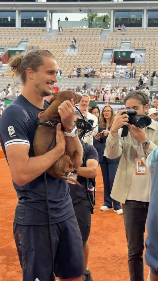 🏆🐕

#RolandGarros