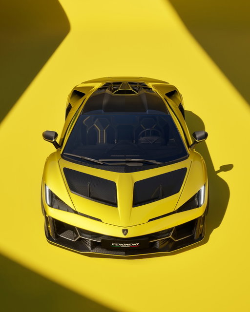 Lamborghini Fenomeno has received the Red Dot Award: Best of the Best 2026, one of design's most prestigious global honors. 

A 29-unit limited ‘Few-Off’ series, which represents the fastest Lamborghini ever built, embodies a Hyper-Elegant design style, where every element is stripped to its essence, marrying pure form and maximum performance.

#Lamborghini #Fenomeno #RedDotDesignAward
