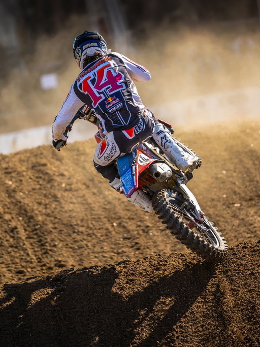 Hangtown tested everyone. Our crew answered.

@DylanFerrandis fought his way to P4 overall. @JustinBarcia dug deep for another top-10. And the @Ducati Desmo450 MX delivered its best U.S. result to date.

The work keeps showing.