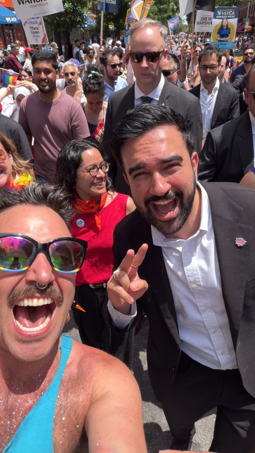 "Pride is something that we don't just have in June, it's something that we have every month of the year. Because we are proud of the fact that New York City is a safe haven for Queer people across the country and across the world."

~ @nycmayor Zohran Mamdani

@thenewqueenspride @nyctourism @nylgbtnetwork 

#mamdani #queenspride #nyc #pride