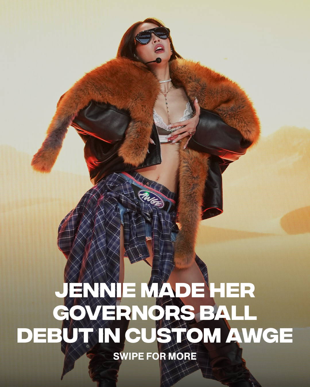 Jennie hit the Gov Ball stage for the first time wearing custom AWGE!
ㅤ
📷: Getty
Styled by: @sam__woolf