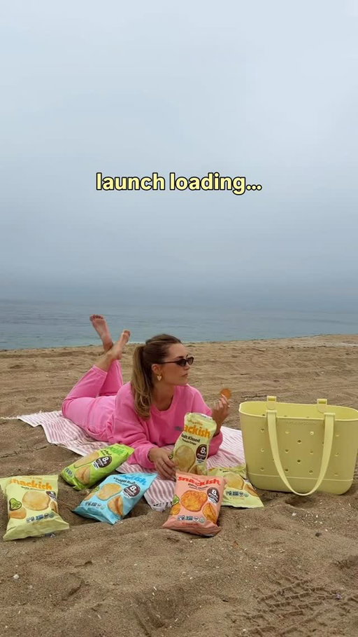 less than 10 days till beach trips look like this 🌴🥔 @aspynovard 

get chip faced 6.17