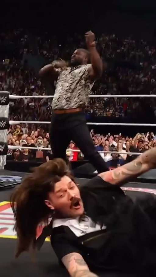 Yeahhhh that was a BIG mistake 😵 #WWERaw