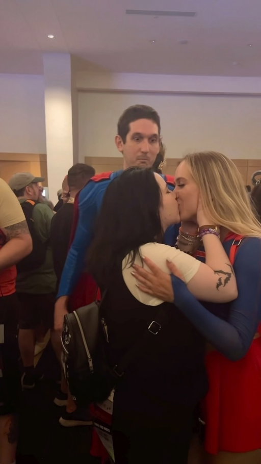 Tough luck, cuz

Lois Lane: @cult.a.cola 
Superman: @stonecuttercosplay 
Supergirl: Me!

#supergirl #supergirlwomanoftomorrow #supergirlmovie #supergirlcosplay #supergirls
