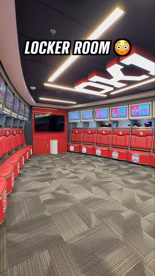 Inside Oklahoma Softball’s $48M Facility 😳

#baseball #softball #oklahoma #mlb