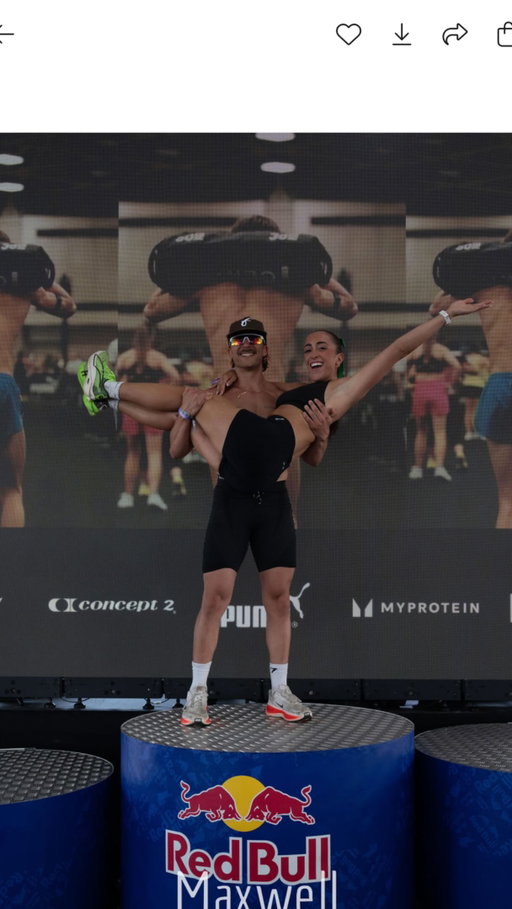 Complete strangers on Friday turned best friends running a HYROX PR of 1:09:50 on Saturday ❤️🏁

This is your sign to say yes.

The Finale. Part 3/3.

#hyrox #nyc #explore