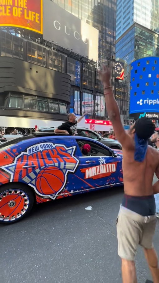 Newyork’s bout to turn into Gotham ☄️🔥 Mazalito @nyknicks