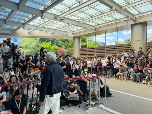 What a week, Korea. 🇰🇷

From Jensen's arrival at Gimpo to the Korea AI Ecosystem Reception, this week was about more than meetings, it was about building.

🍗 Dinner with the leaders of @LGUSA, @naver_official, and @skhynix_official.

✨A surprise drop-in at T1 Base Camp with Faker and Riot Games x RTX Spark announcement.

💻 Two PC bang visits, RTX Spark demos, and lunch for every gamer in the room.

⚾ A first pitch at Jamsil Stadium.

🦞Build-a-Claw at @snu.official with the next generation of AI builders.

Korea isn't just a partner. It's a co-architect of what comes next.

Full story at the link in bio. 🔗
