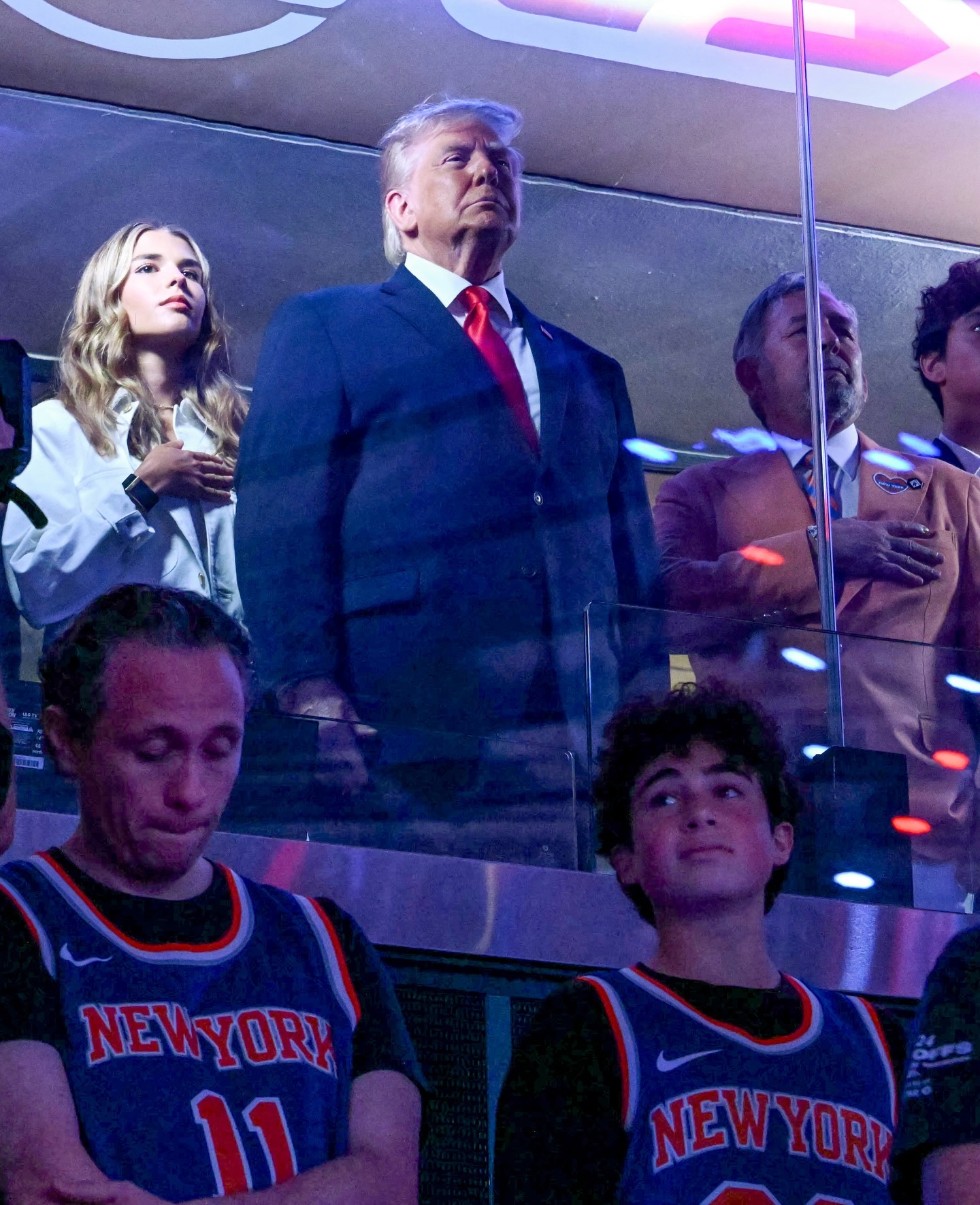 Donald Trump attends Game 3 of the NBA Finals 

📸: @gettyimages