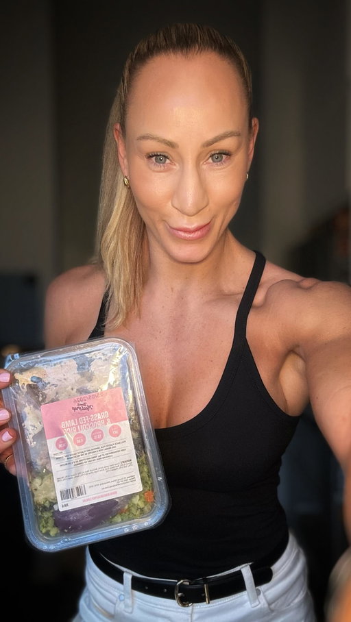 Healthy, nutritious eating… but make it easy! One less thing to think about when life’s busy.

🍴 @bondimealprep 

#bondimealprep #mealprep #convenience #nutrition #fuel