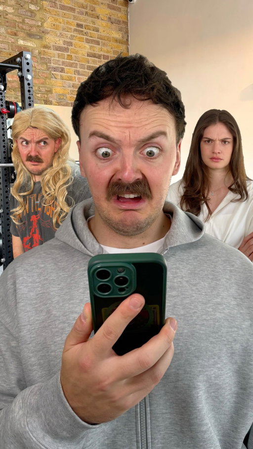 The day every gym-goer fears… 🫪📱👀

Cast in order of appearance…
Handsome Lead: @ me
Confusingly Beautiful Lady: @ also me
Real Life Girlfriend: @ mind your own business
@joeyswoll : @ me again

*finishes gym session.
**gets home to 2,389 message requests.
***and 3 missed calls from landlord. 🫪
****Don’t be this guy.

#Gym #Couples #Comedy #Sketch #Relatable